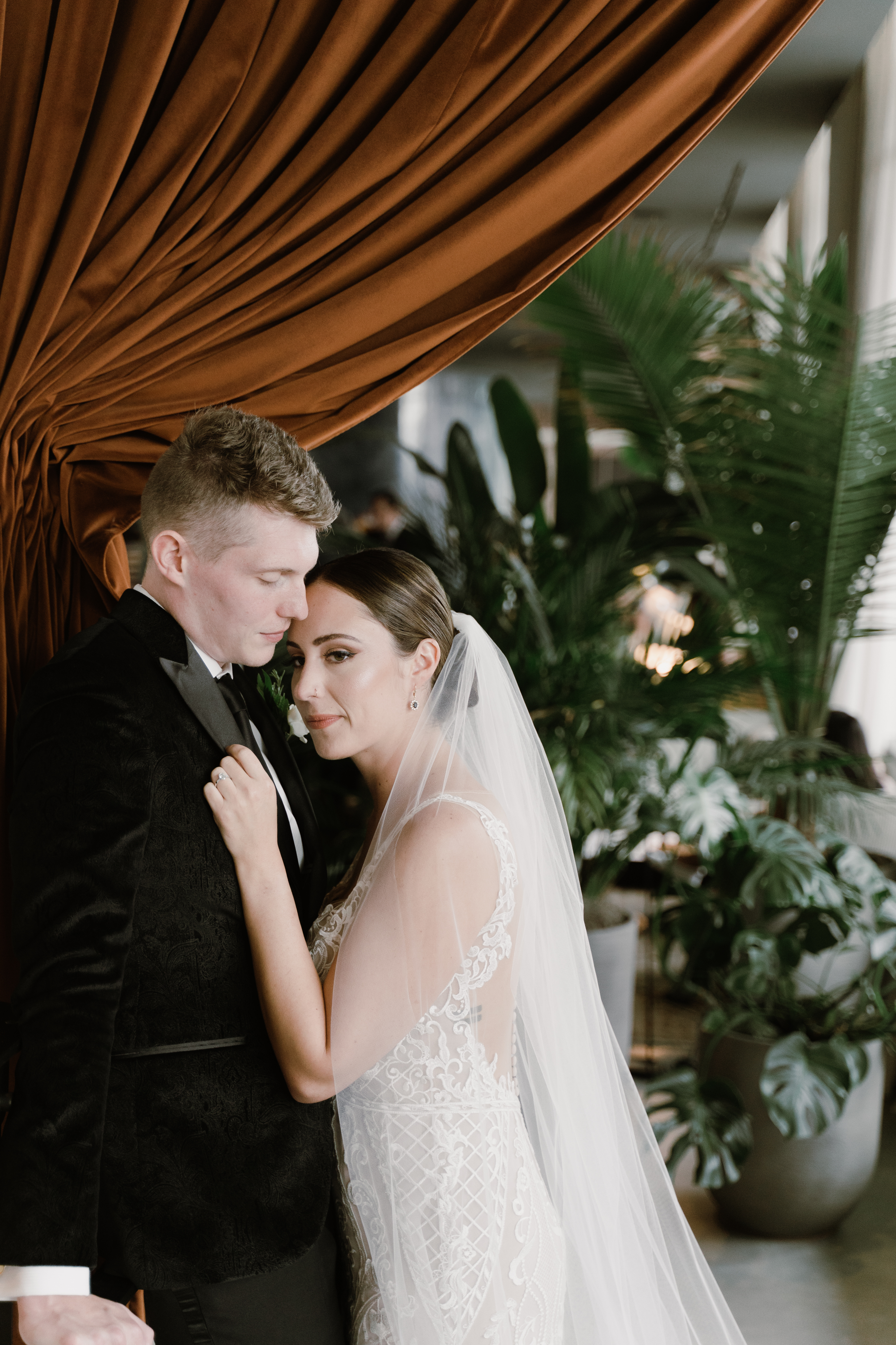 hotel haya ybor city modern wedding